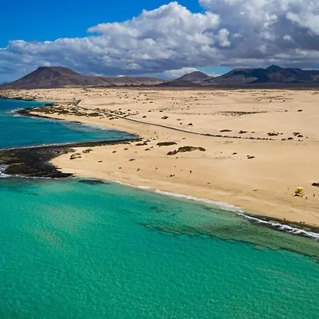 Amazing Turquesa House - Central Town - Wifi Free Apartment Corralejo