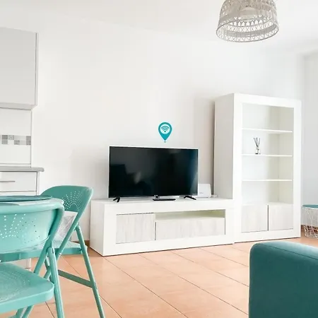 Amazing Turquesa House - Central Town - Wifi Free Apartment